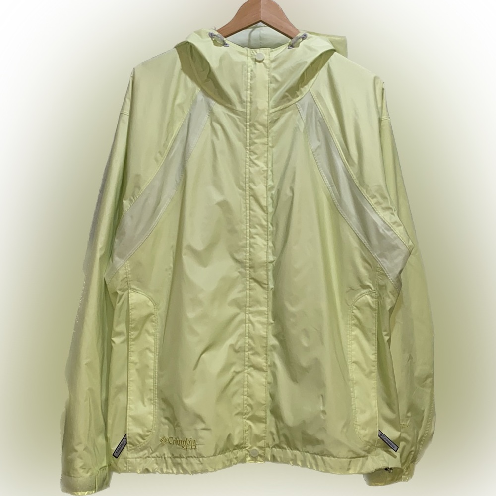 Columbia XCO Storm Dry Packable Fully Seamed Women’s Ski and Snow Jacket Shell
